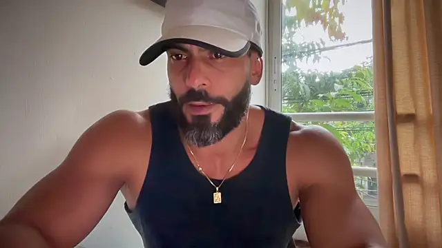 romeolovedark Chat XXX live