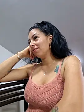 Chat XXX en directo de Luianna
