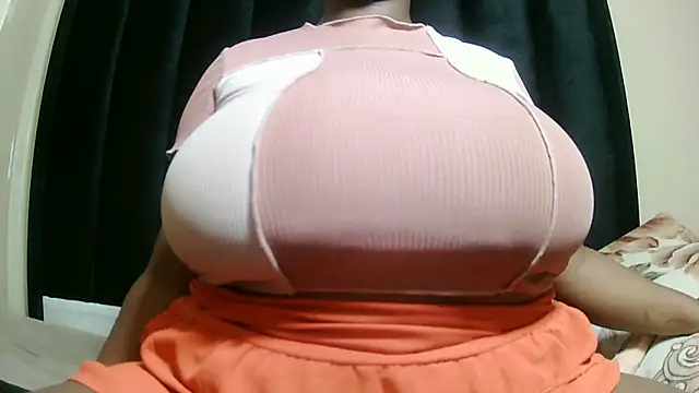 Chatroom XXX en direct de wamie12