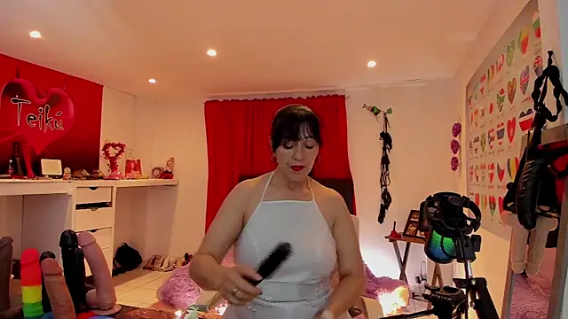 Sarah_teiku Adlı Modelin Canlı XXX Sohbeti