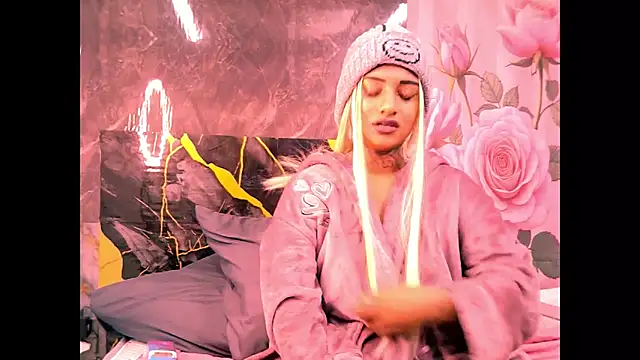 indian_barbie Adlı Modelin Canlı XXX Sohbeti