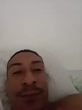 mellow_smoken Live XXX chat