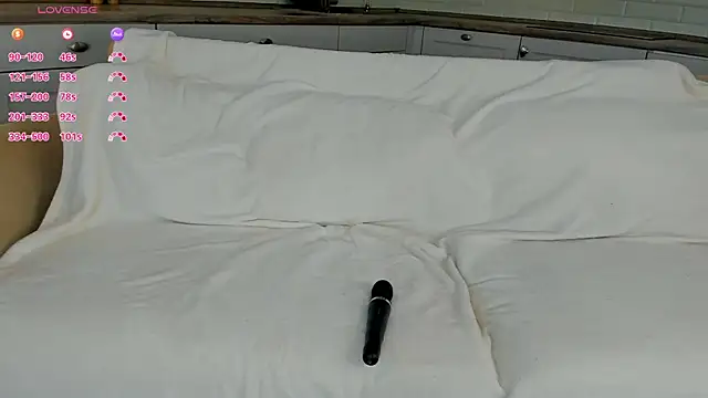 UWU_flower Chat XXX in diretta