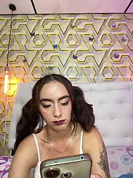 MelanyyJhonson15: онлайн-секс-чат