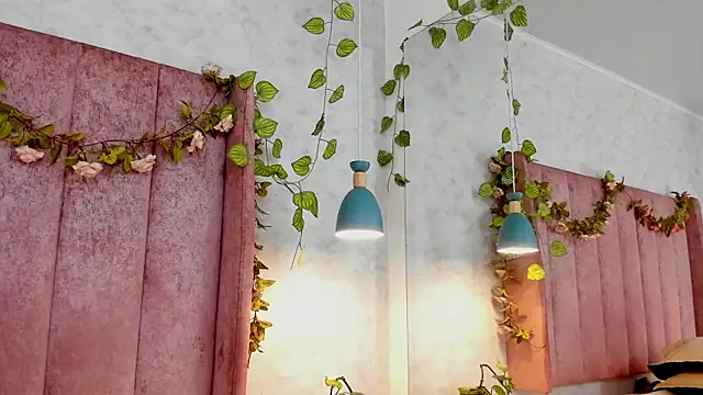 AnyaJay Adlı Modelin Canlı XXX Sohbeti