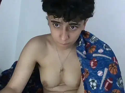 Онлайн чат XXX LatinHeatX22