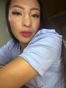 צ'אט XXX בשידור חי של Itze_Mua