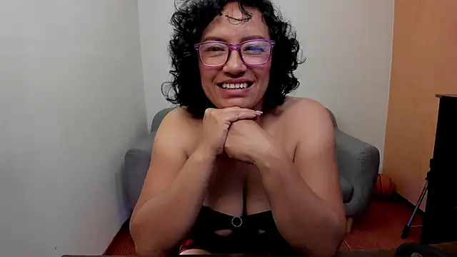 Chat XXX en directo de scarlet_wet