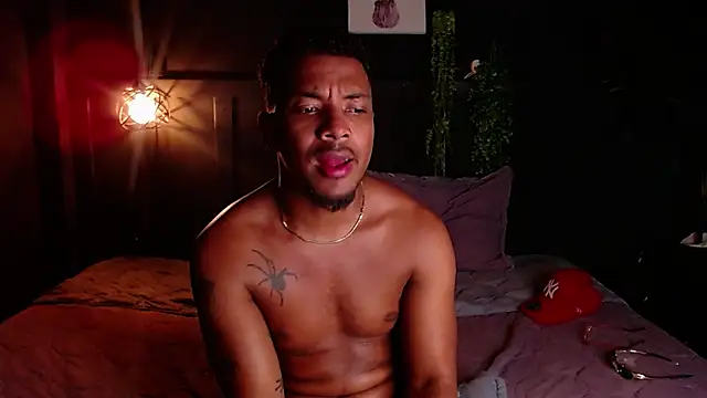 ethan_jons' Live XXX Chat