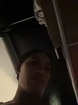 slutty_aki Obrolan Langsung XXX