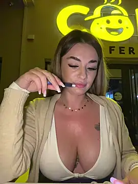 IsabellaEtthan's Live XXX Chat