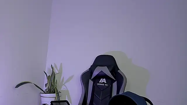 Онлайн чат XXX Lukeetaylor