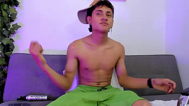 Chat +18 de Joshua_Fox ao vivo