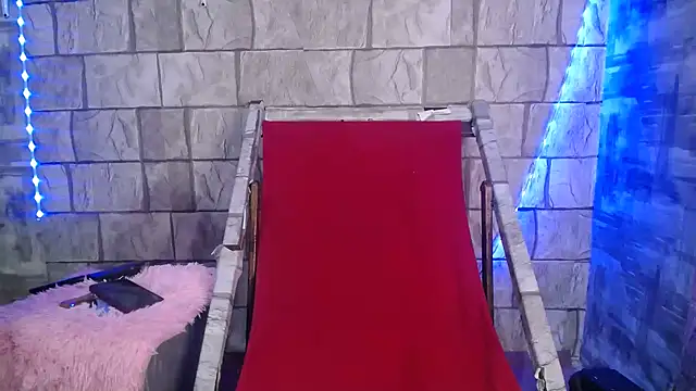 צ'אט XXX בשידור חי של Candy_chloee