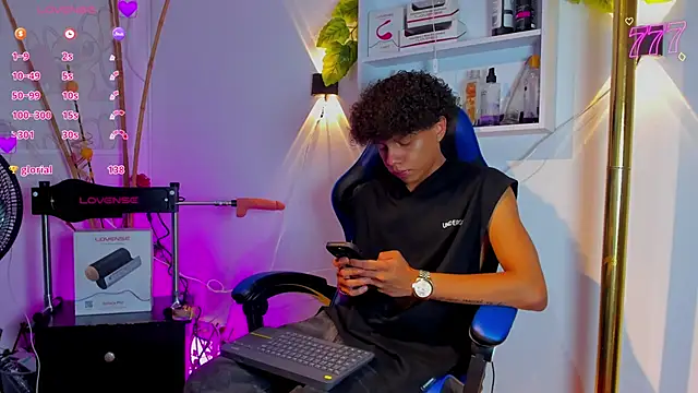 عرض كام _taylor_black