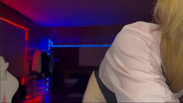 XXX chat uživo modela OpheliaVoss