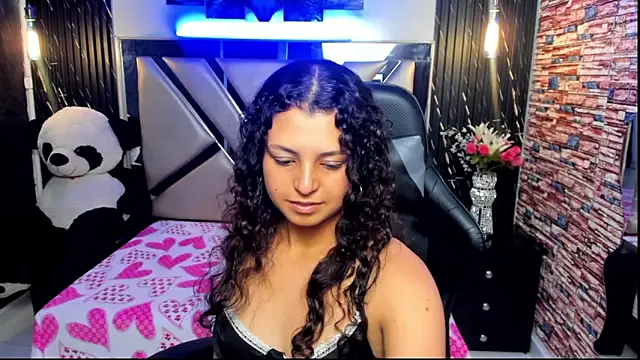 Tiffany_Ruubi Chat XXX in diretta