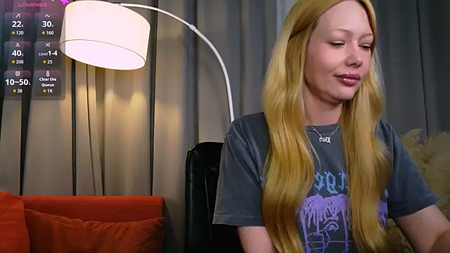 _Mila_Luna_'s Live XXX Chat