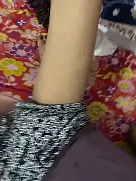 Chat XXX en directo de Priyanka011