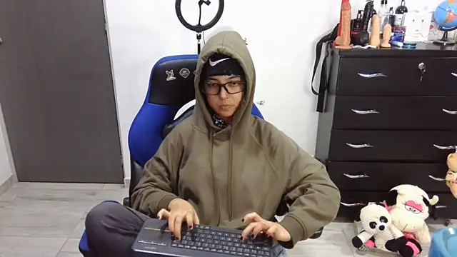 Chat +18 de thomascooper7 ao vivo