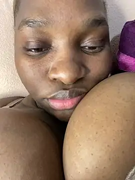 Blackpinkylips2025's Live XXX Chat