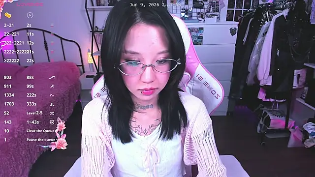 ashleywowmeow live XXX chat