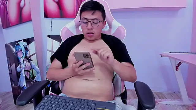 MarceeloMoretti live XXX chat