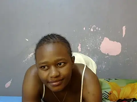 Chat XXX ao vivo de Petite_Ebony10