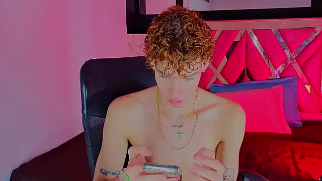 Онлайн чат XXX nova_salvatore