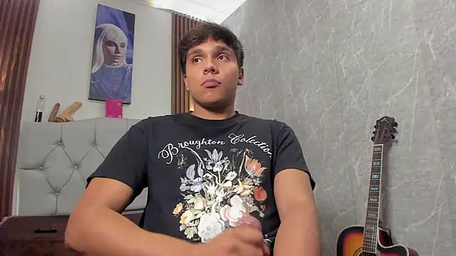 Thiago_Kozak Chat XXX in diretta