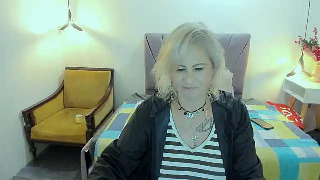 Chat XXX Live ScarletHoot_