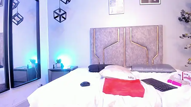 miaakittyy's Live XXX Chat