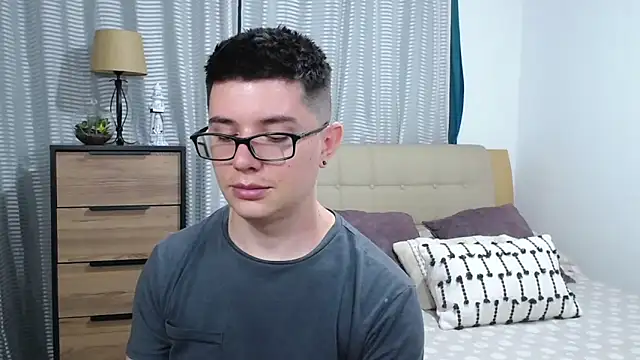 Chat XXX en directo de BlackFoXXX69