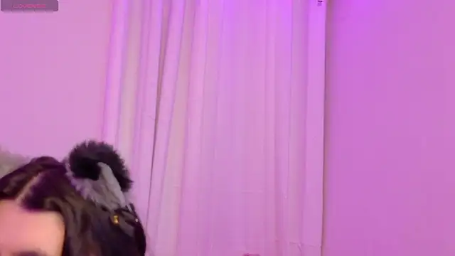 Sachi_Meow Adlı Modelin Canlı XXX Sohbeti