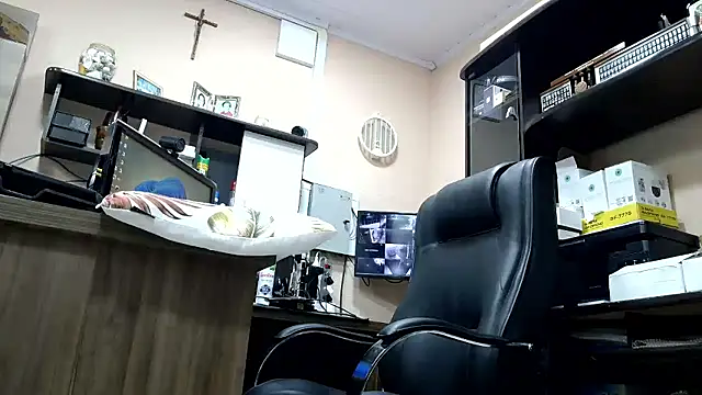 Chat +18 de Kellynha_Sweet ao vivo