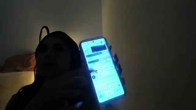 Chat XXX Live SalomeFire