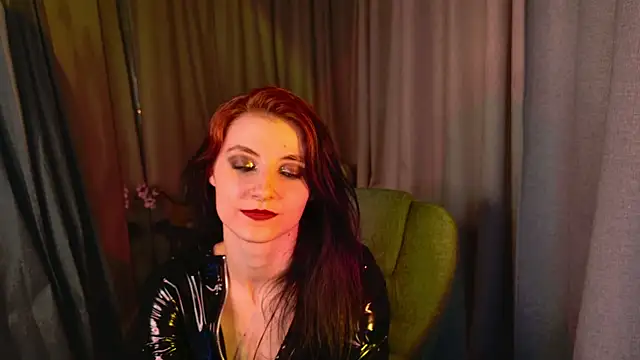 NicoleLuxe's Live XXX Chat