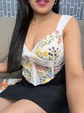 escape_with_me Chat XXX live