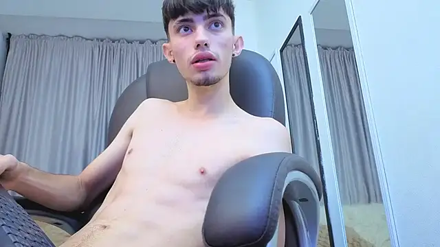 Caled_Saenz's Live XXX Chat