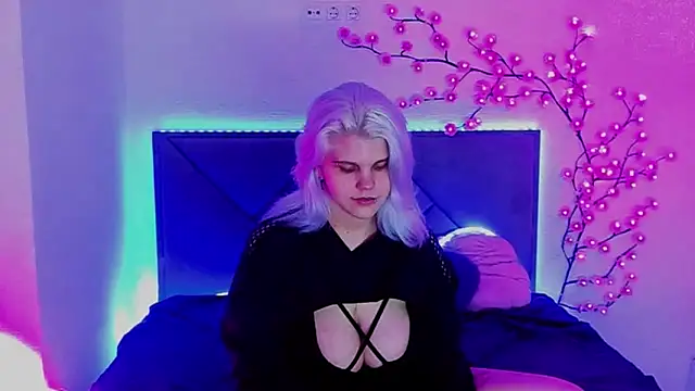 JoannLowe 라이브 XXX 채팅
