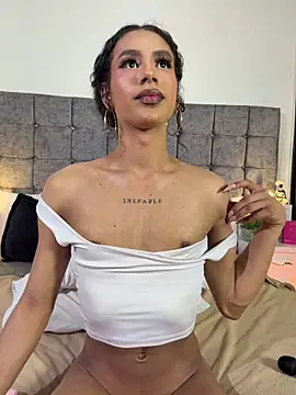 แชท XXX สดของ LiaDuquette