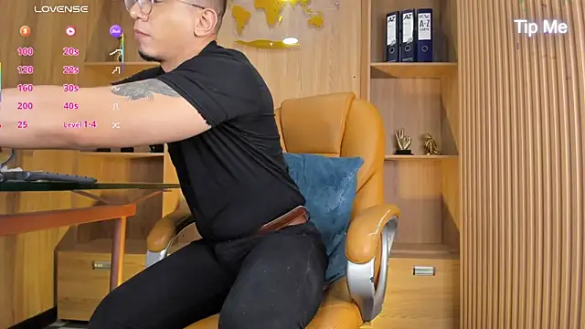 Czat XXX na żywo – JoshMillerr_