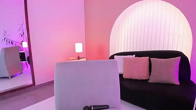 martina_duque_'s Live XXX Chat