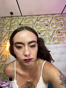 MelanyyJhonson15's Live XXX Chat