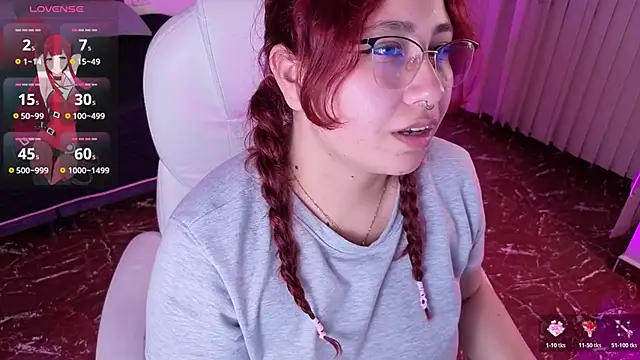 littlee_red Chat XXX live