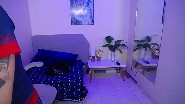 Alloykitten's Live XXX Chat
