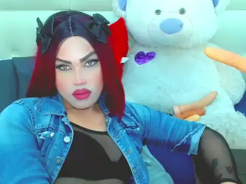 NharaBigCock Adlı Modelin Canlı XXX Sohbeti