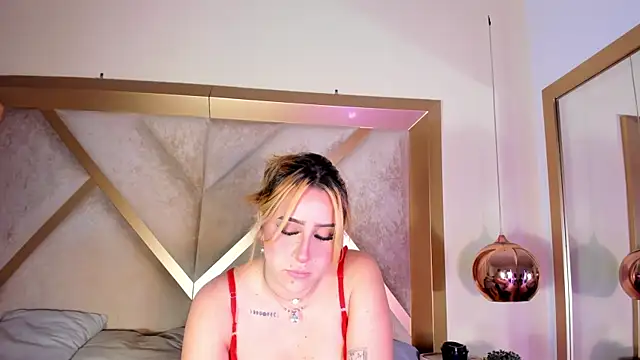 SelenaNoir_'s Live XXX Chat