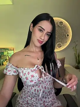 Chatroom XXX en direct de SarahhSmitth1
