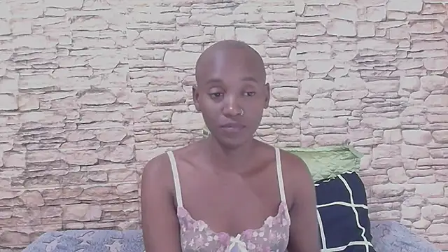 EbonyOlive69 XXX чат на живо